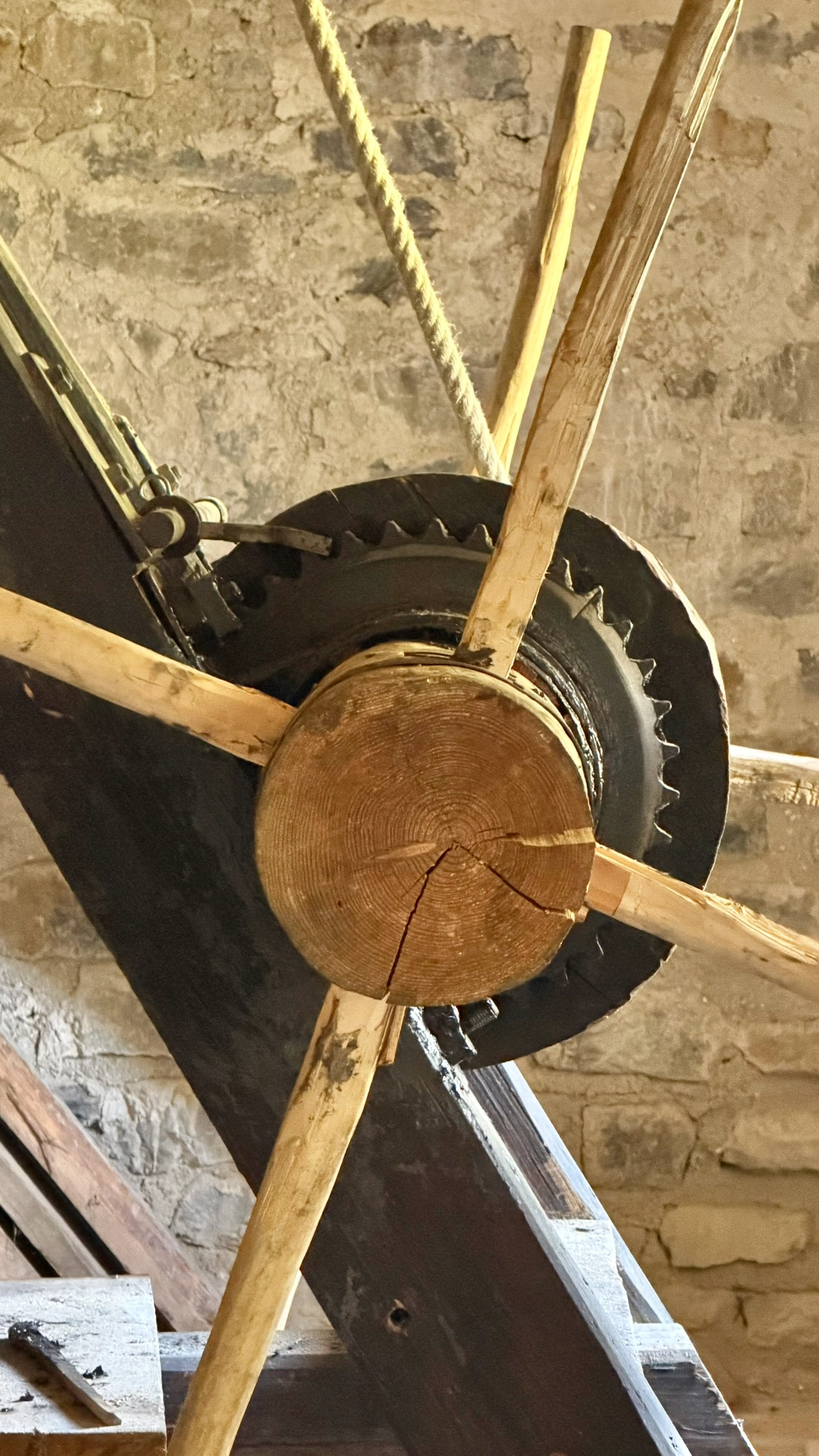 Winde in der Sommerstube während der Bauzeit des Turms.