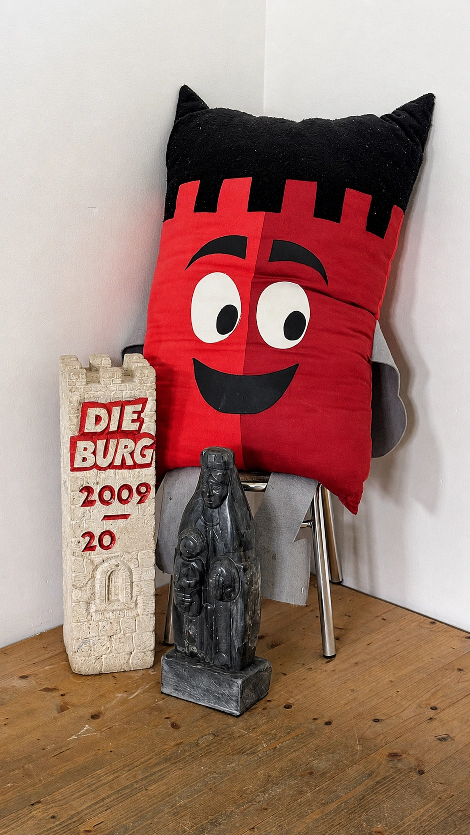 Burgbau | Project Start: 2009